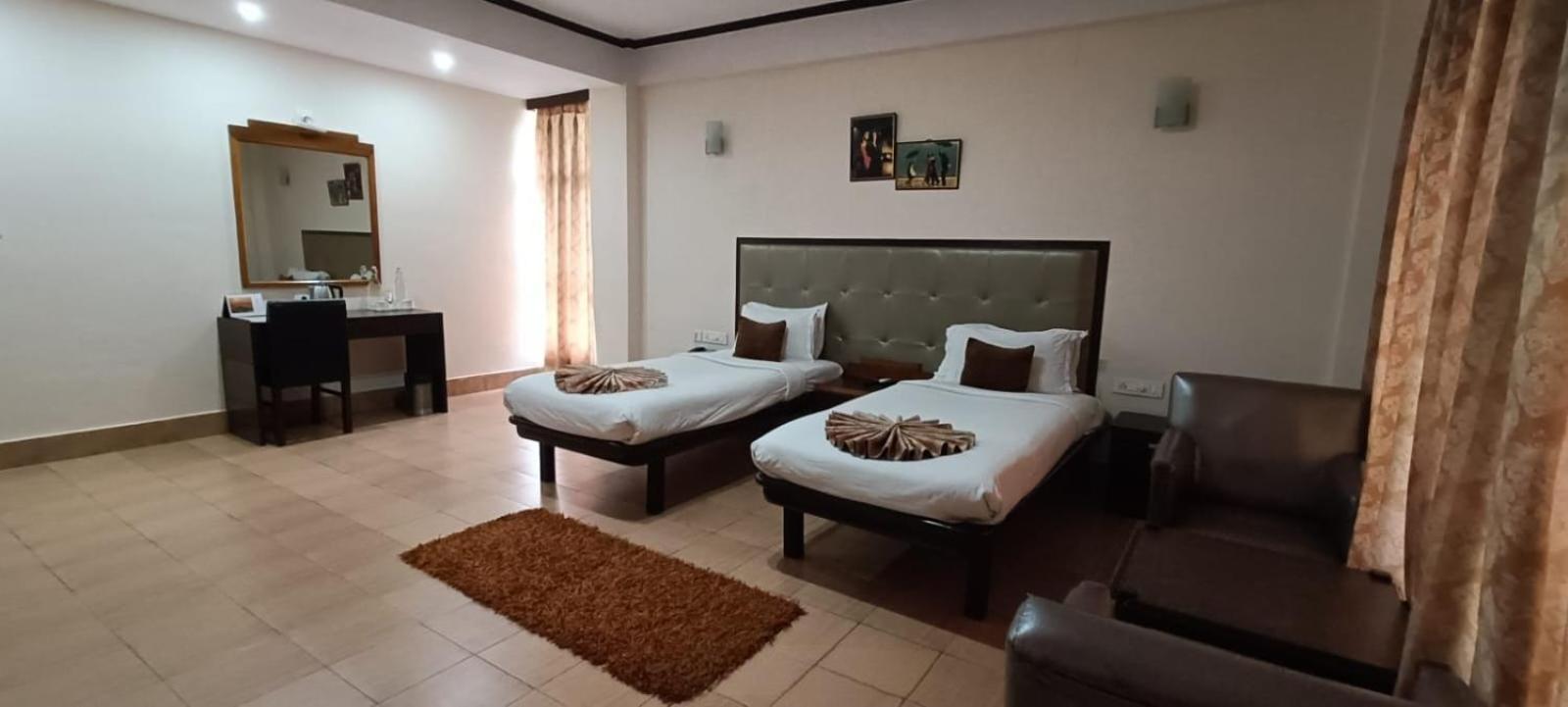 Polo Tura Hotel Kültér fotó