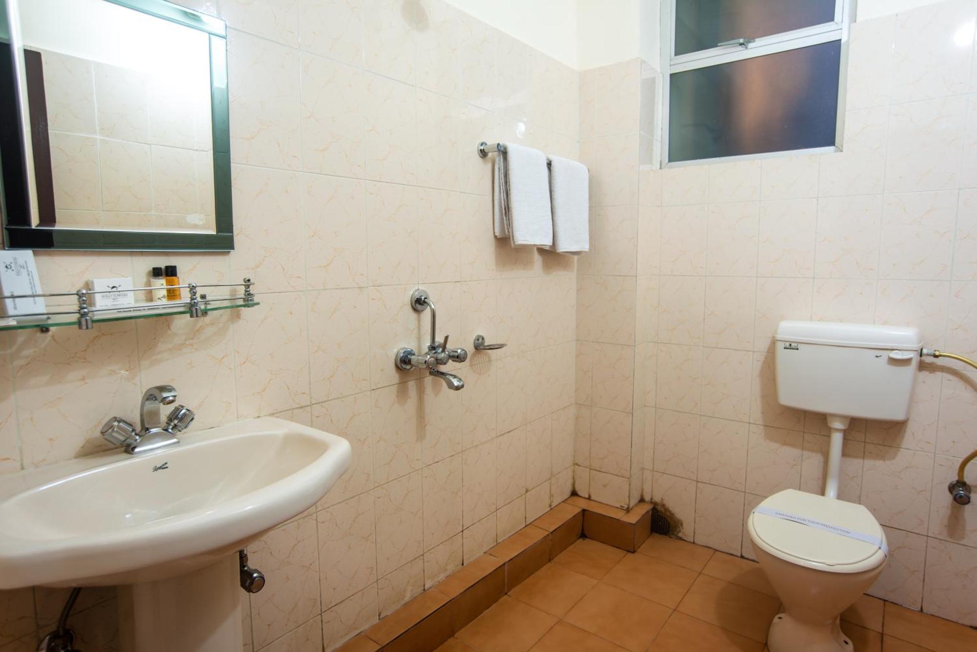 Polo Tura Hotel Kültér fotó