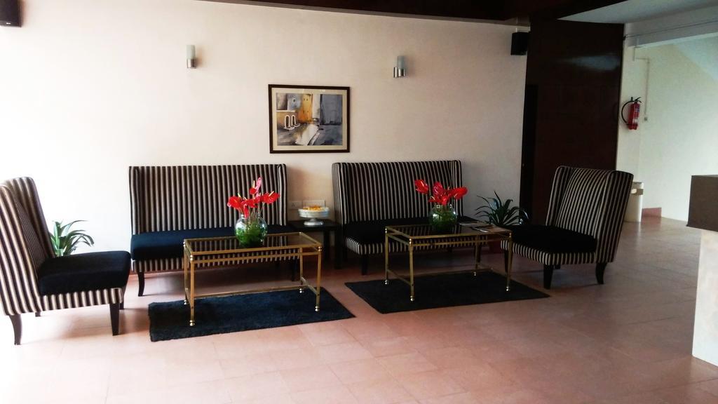 Polo Tura Hotel Kültér fotó