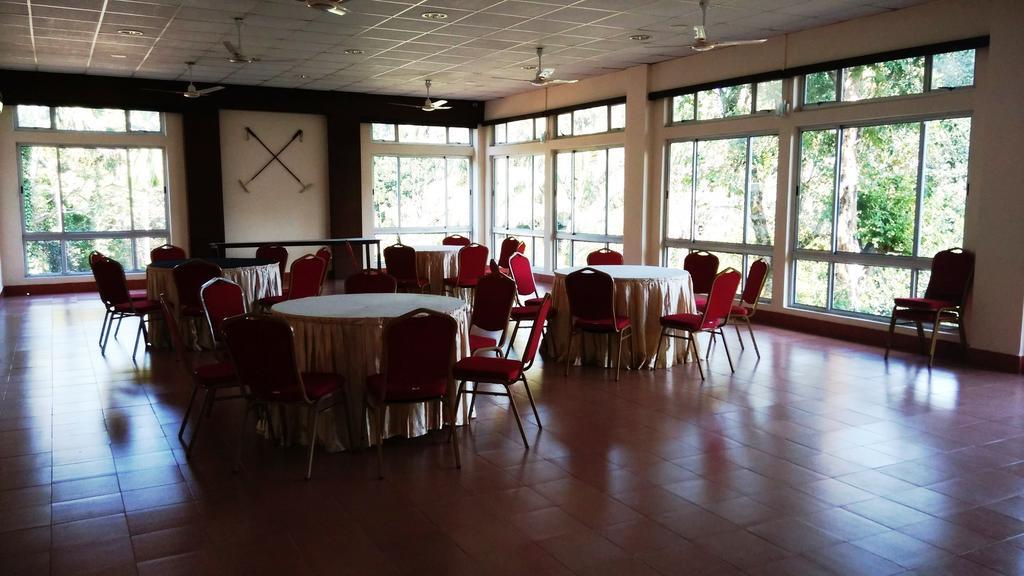 Polo Tura Hotel Kültér fotó