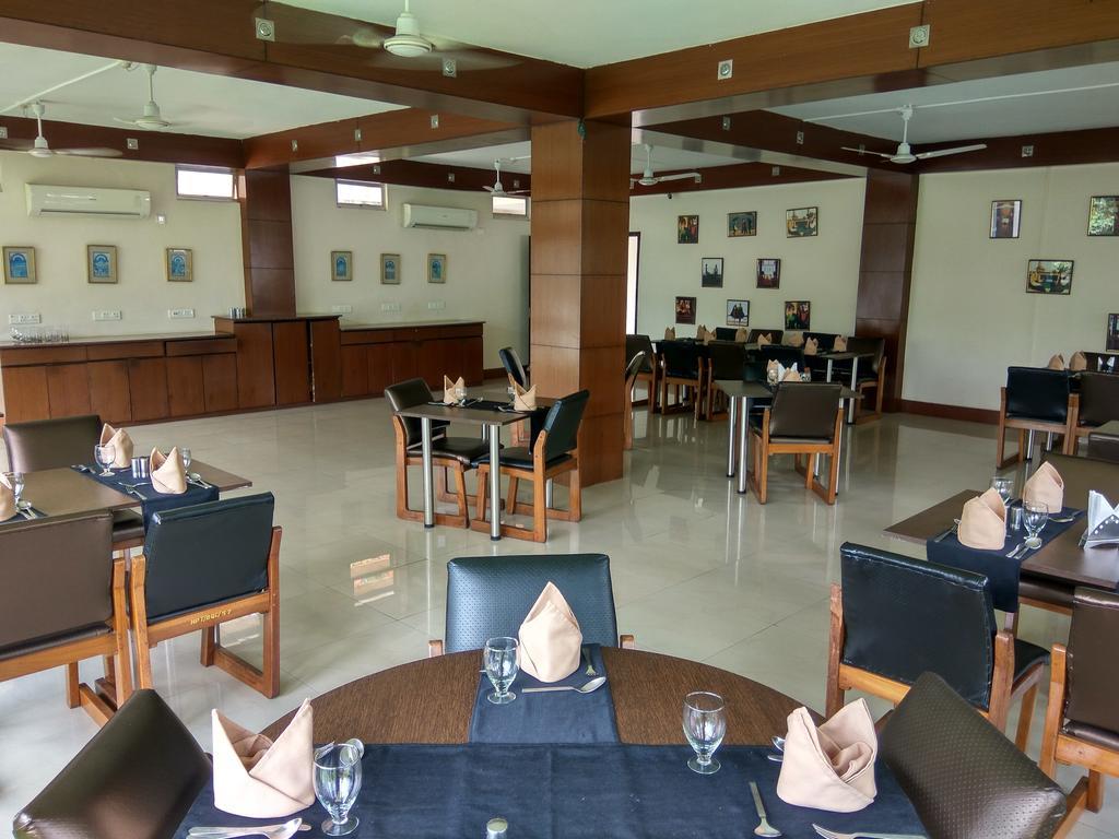 Polo Tura Hotel Kültér fotó