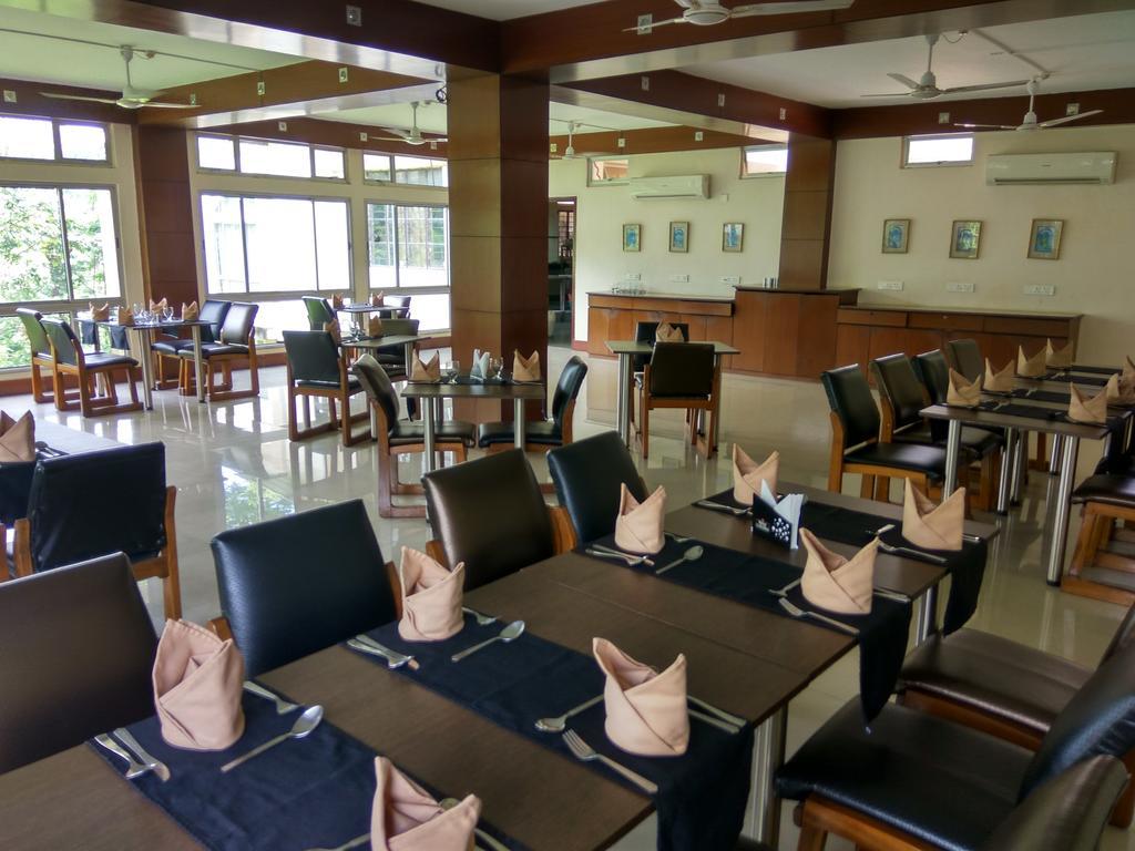 Polo Tura Hotel Kültér fotó